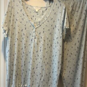 NWT Sz 2x Laura Ashley blue floral pajamas